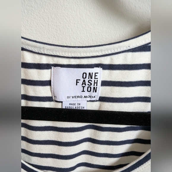 Camisole - Picture 3 of 3